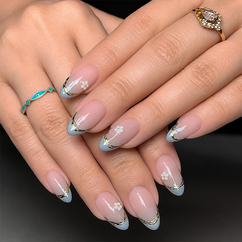 Noire Nails & Lashes Bar