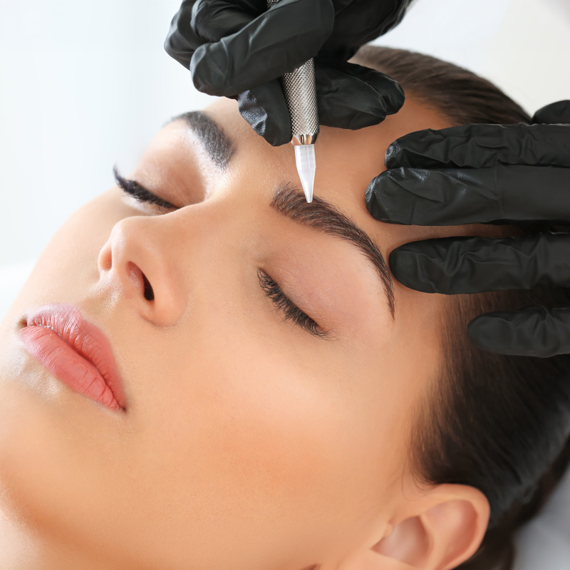 Noire Nails & Lashes Bar